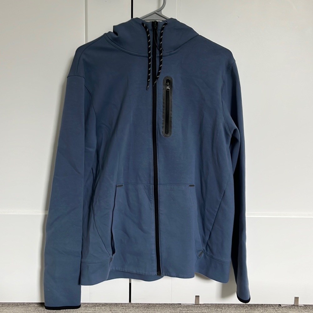 Old Navy Active Men’s blue zip up hoodie size medium